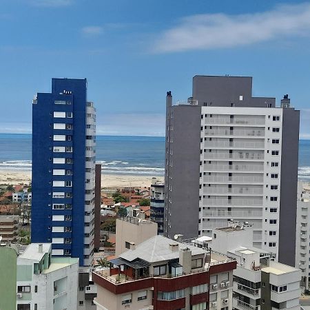 Apartamento Com Vista Oceanica Apartman Torres Kültér fotó